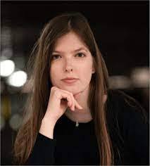 Heather Collier's Instagram, Twitter & Facebook