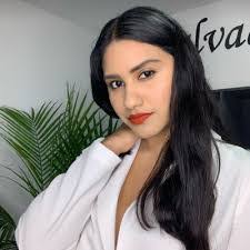 Ariana Hermosillo's Instagram, Twitter & Facebook