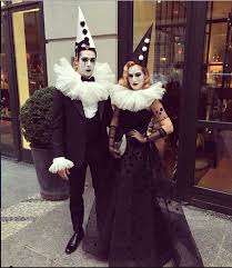 Black And White Clown Halloween Costume Classic Clown Hat Black And White Circus Costume Halloween Costume Cirque Costume Retro Circus Vintage Clown Hat Vintage Circus Costume Circus Costume Circus Themed Costumes