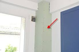 Louez gratuitement des outils de bricolage entre particuliers; Comment Cacher Des Cables Et Tuyaux Apparents Coffrage Reparations De Maison Cache Tuyau