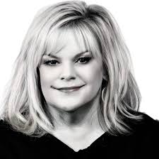 Local photographer recommendations for family photoshoots