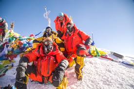 Seattle Biotech Journalist Reaches Summit Of Mount Everest In Bid To Raise Money For Cancer Research Geekwire