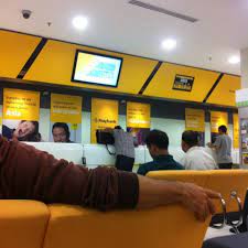 Shah alam no 20, jln tengku ampuan zabedah d 9/d, section 9, 40100 shah alam selangor. Maybank Bank