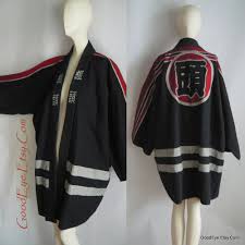 Black And White Kimono For Men Vintage Heavy Woven Kimono Jacket Coat Japan Cotton Red Black White Size 8 10 12 Unisex Men Small By Goodeye On Etsy Kimono Jacket Black And Red Heavy Coat