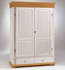 Kleiderschrank 2 Turig Weiss Antik Kiefer Massiv Poarta Kleiderschrank Holz Kleiderschrank Weiss Kleiderschrank Massivholz