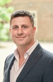 Sam Asher's Instagram, Twitter & Facebook