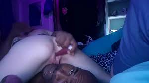 Соня сосет и чпокается с максом а телочка она довольно привл watch online