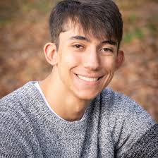 Valedictorian and salutatorian named for Hopewell class of 2021