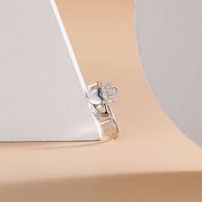 We did not find results for: How To Wear A Claddagh Ring When Single The Y Guide