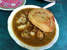 Gulai kambing kacang hijau, hidangan lezat asal. Gulai Maryam Ampel Sufi Sibuk