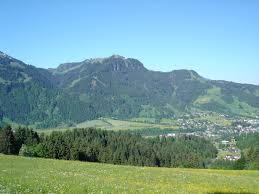 First kitzbühel vermittelt exklusive immobilien wie häuser und wohnungen in kitzbühel in tirol, österreich. Kitzbuhel Alps Wikipedia