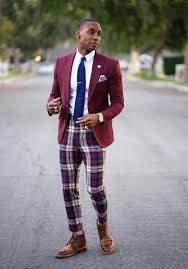 Misez sur l'originalité, où que vous alliez, avec nos pantalons chic à carreaux pour homme. Comment Porter Le Pantalon Tartan Homme Ce Printemps