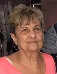 Darla Rollins's Instagram, Twitter & Facebook