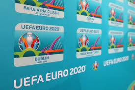 Martin kallen, ceo al uefa events, a anunţat că foştii jucători legendari iker casillas, ruud gullit şi francesco totti se vor afla printre ambasadorii care vor ajuta la tragerea la sorţi a grupelor euro 2020, programată, sâmbătă, de la ora 19:00, la complexul expoziţional romexpo din bucureşti. Azi Tragerea La SorÈ›i Pentru Euro 2020 Grupa MorÈ›ii Cu FranÈ›a Germania È™i Serbia ZiariÈ™tii