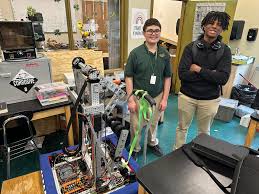 We are thrilled to welcome another Ursuline alumnus to our teaching staff,  Mrs. Tiffany Palermo. Tiffany has taught English at Saint Christine for 15  years and looks forward to joining the UHS