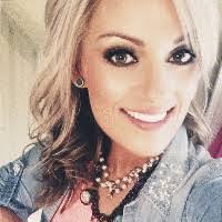 Abby Witt's Instagram, Twitter & Facebook