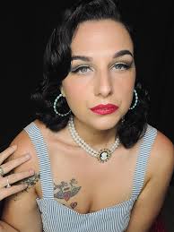 Dita von Teese.