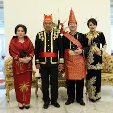 Maybe you would like to learn more about one of these? 5 Pakaian Adat Sulawesi Utara Yang Mempesona Dan Elegant