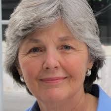 Susanne Foley's Instagram, Twitter & Facebook