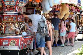De leukste site met ruim 40.000 fans, 20.000 volgers en 15.000 abonnees. Nieuw Tilburgse Kermis 2019 Dit Zie Je Straks Voor Het Eerst Op De Kermis