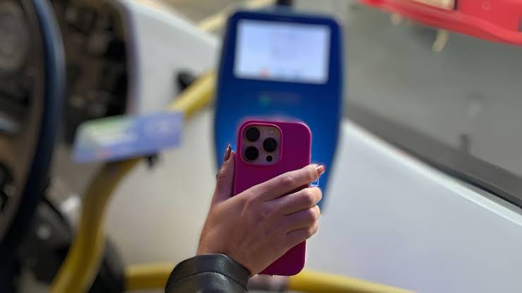Colectivos y subtes: cómo viajar gratis con esta billetera virtual - El  Cronista