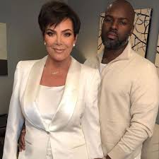 Kris jenner is spilling some piping hot tea about her famous family! Kris Jenner Geniesst Lapdance Von Ihrem Freund Corey Gamble Promiflash De