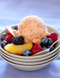 Glace A La Peche Thermomix Pour 6 Personnes Recettes Elle A Table Recette Recette Glace Yogourt Glace Fait Maison Recette Yaourt
