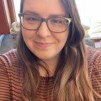 Denise Grissom's Instagram, Twitter & Facebook