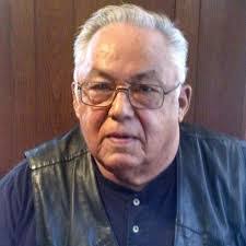 Stephanie Lucier's Instagram, Twitter & Facebook