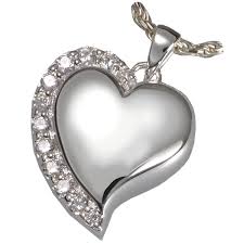 Whether you're looking for a boho chic jewelry or charmed jewelry, we've got you covered with a variety of styles. Shine Heart Pet Cremation Jewelry