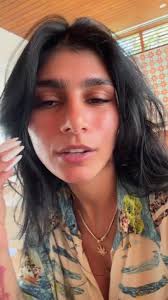 Mia Khalifa en Cobra Kai: Una mirada inesperada