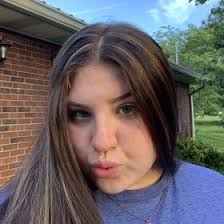 Madison Carnahan (madisonj_32)