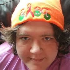 Lauren BoBo (@bobothwallflwr)