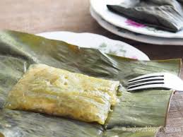 Anda bisa memilih talam pandan dengan warna hijaunya yang khas atau talam ubi yang legit. Malaysian Lepat Pisang Lepat Pisang Sago Pandan Steamed Sago Food Processor Recipes Asian Snacks Cooking