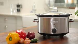 Just put the wings in your slow cooker along with your favorite sauce and seasoning. Crock Pot 3 5l Stainless Steel Slow Cooker Csc028x Crockpot