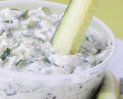 Recette De Tzatziki Allege Recette Recette De Sauce Tzatziki Recette Recettes De Cuisine