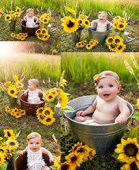Capture your baby's monthly milestones with these creative monthly baby picture ideas! South Jersey Sunflower Photo Session Fall Baby Pictures Baby Milk Bath 6 Month Baby Picture Ideas
