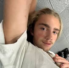 Emily Tedder and Isaac Combs's Wedding Website