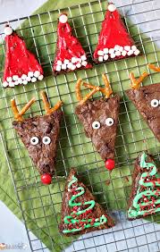 The following 50 christmas decoration ideas have been handpicked to help you find a project that will inspire you to embrace your artistic side of 2021. Christmas Brownies 3 Different Ways With Recipe Video