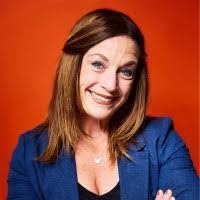 Gayle Wright's Instagram, Twitter & Facebook