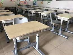 Dengan demikian, maka seyogyanya meja dan kursi tersebut nyaman untuk digunakan. Kejanggalan Proyek Meja Dan Kursi Sekolah Rp 87 Miliar Di Dki Jakarta Kumparan Com