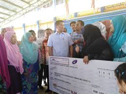 Sekolah menengah kebangsaan taman melawati atau nama ringkasnya smk taman melawati, merupakan sebuah sekolah menengah kebangsaan yang terletak di jalan j5, taman melawati, gombak, selangor.sekolah ini ditubuhkan pada tahun 1991 menawarkan program arus perdana dan program pendidikan khas. Tadbir Urus Yang Baik Tarik Pelaburan Asing Azmin Malaysia Aktif