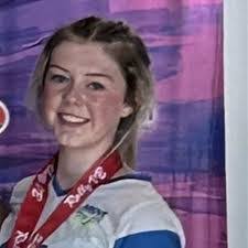 Sara Tripp's Instagram, Twitter & Facebook