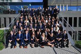 The code is used to identify an individual branch of a financial organization in germany. Https Www Xn Schlerpraktikum 1vb De Organisation Deutschebank