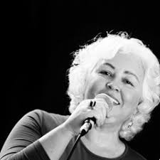 Stream Lula Moreno music