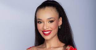 The sixth season of the bachelorette australia premiered on wednesday, 7 october 2020. Qiniso Van Damme Is M Net S First Bachelorette Sapeople Worldwide South African News