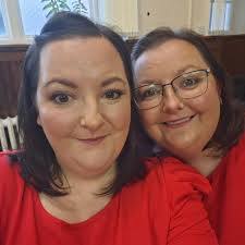 A very very happy happy double trouble 40th birthday birthday to the lovely  lovely Lindsey and Debbie. Wishing you both a very special day xx xx