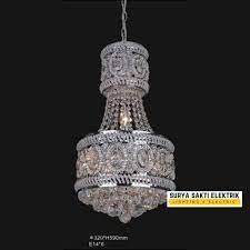 Namun jika anda menggunakan konsep sederhana bisa menggunakan monocrom sehingga terlihat terang dan sederhana. Lampu Gantung Kristal Silver Untuk Ruang Tamu Ruang Makan Hias Klasik Terbaru Agustus 2021 Harga Murah Kualitas Terjamin Blibli