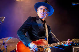 Thomaz Costa pelado - nudes de ursos peludos!