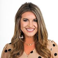 Sarah Kirk's Instagram, Twitter & Facebook